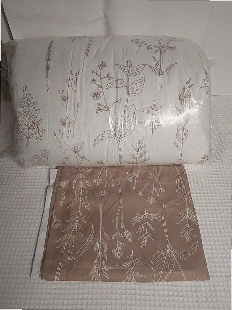 Love's Cabin Full Size Reversible Quilt With 2 Sham Botanical Pattern Wh/Br