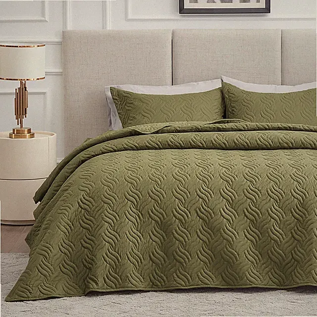 Love's cabin King Size Quilt (106"x96"), Wave Pattern Olive Green